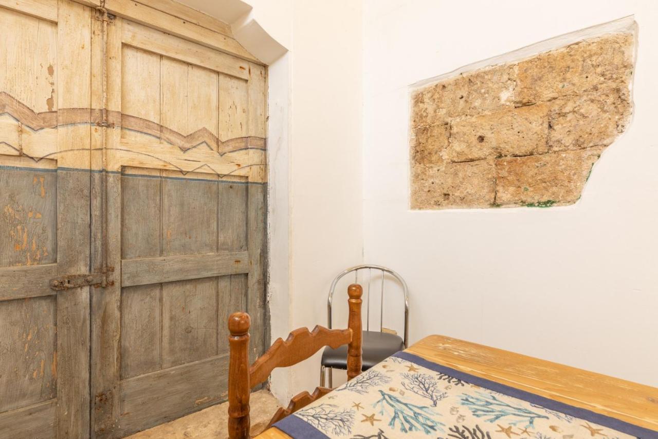 Apartament Dimora Il Castello Racale Zewnętrze zdjęcie