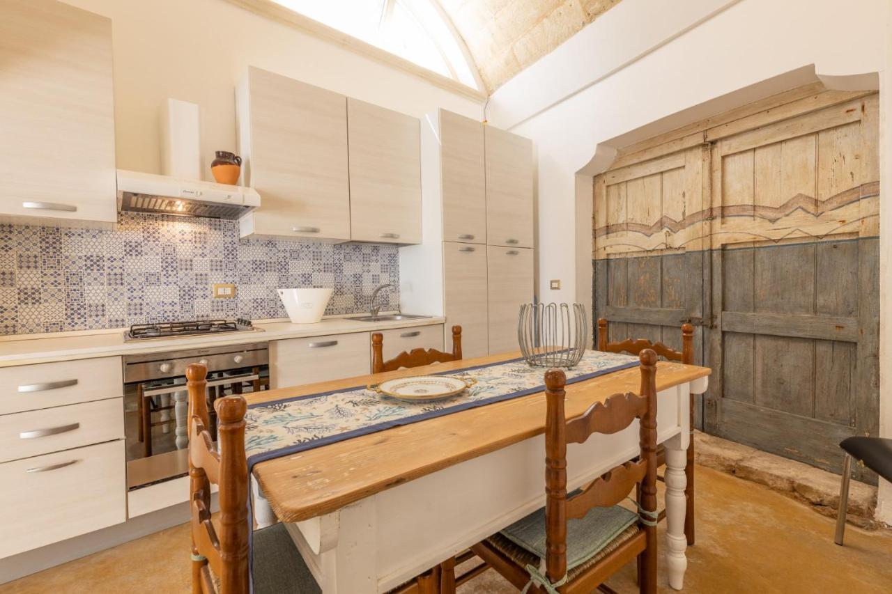 Apartament Dimora Il Castello Racale Zewnętrze zdjęcie